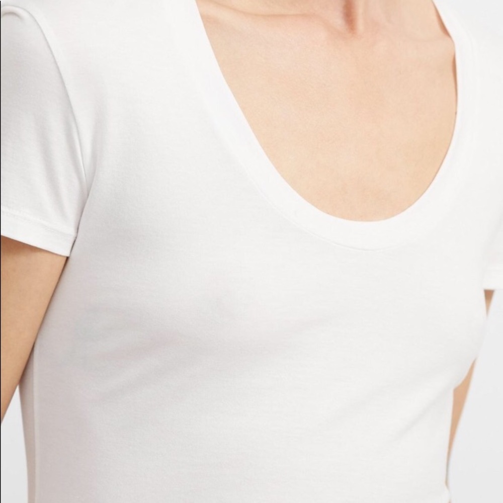 A.L.I.K.E. white crew neck T-shirt never worn. - Picture 4 of 4